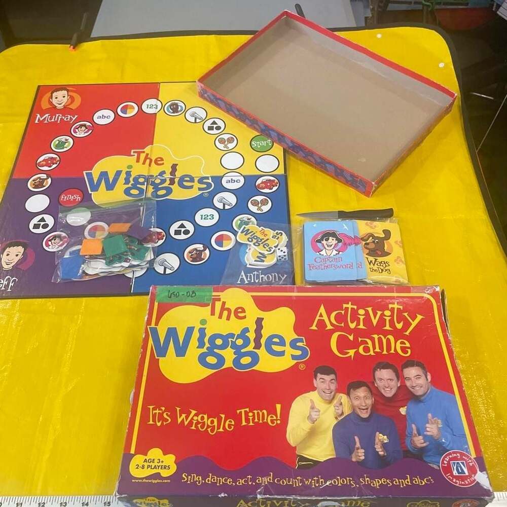 The Wiggles Activity Game Vintage 2002 Board Game